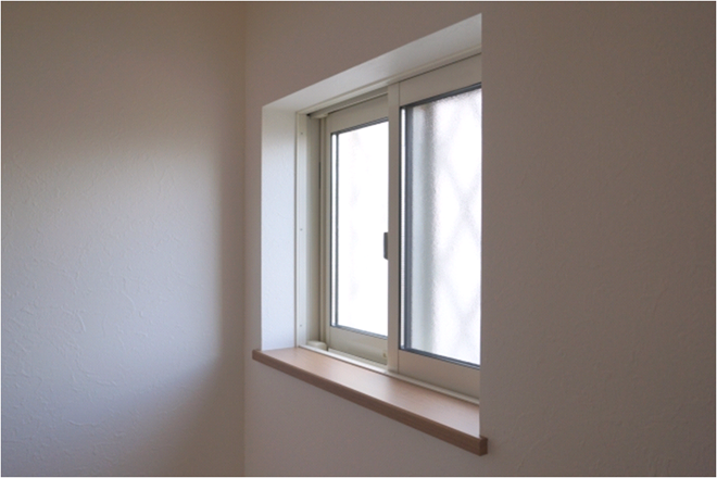 窓の性能は、サッシとガラスの二つによって決まる？のイメージ